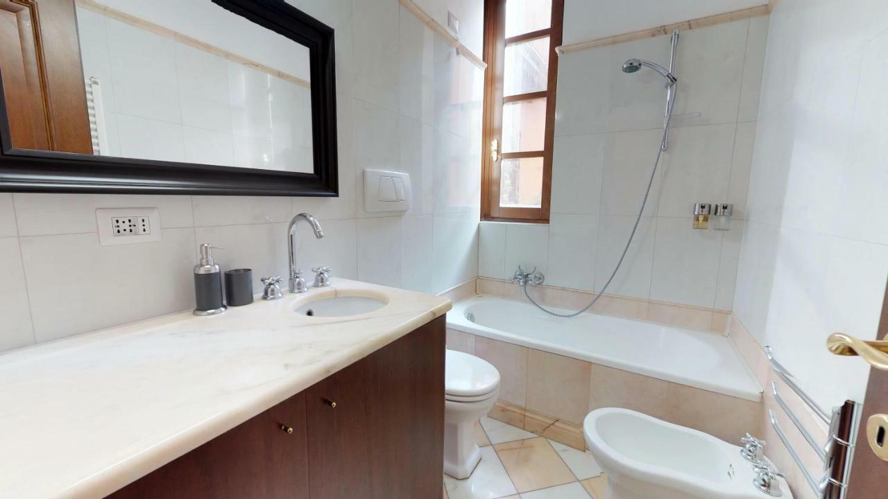Hemeras Boutique Homes - Design Flat In Fashion District Apartment Mailand